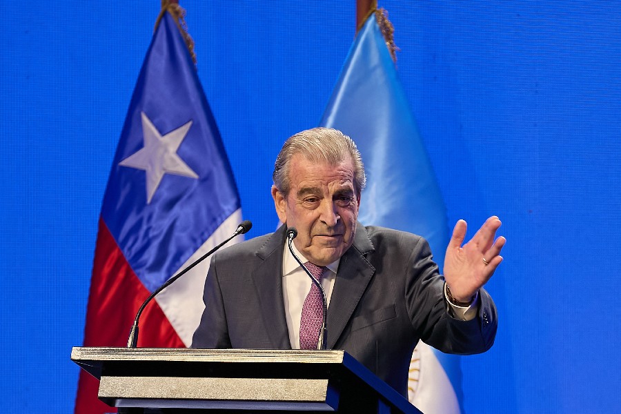 “Que recuerde a Eduardo Frei Montalva”: El recado de Boric en la previa de la Junta DC